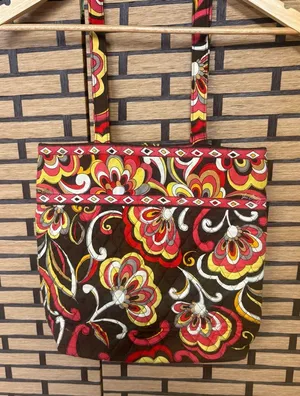 Vera Bradley Tote‎ Bag thumbnail 1