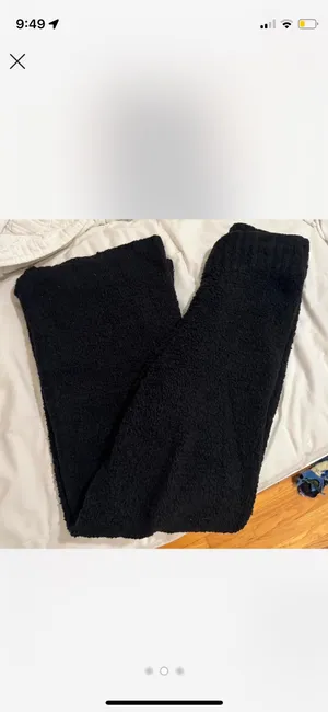 SKIMS Pants thumbnail 2