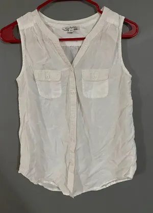American Eagle Sleeveless Patterned Top Size XSmall thumbnail 1
