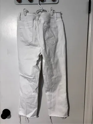 Time and Tru High Rise Button Fly Cropped Jeans Straight Leg Jeans White Waist thumbnail 2