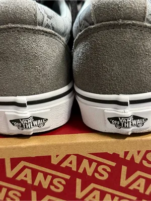 Vans Sneakers - women’s size 6.5 thumbnail 3