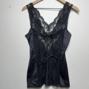 American Vintage VTG 60s Jenelle of California Women Black Lace Cami Top Sheer Tie Front Floral thumbnail 6