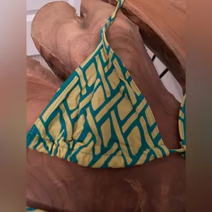 NWOT MISSGUIDED SWIMMING SUIT BIKINI S thumbnail 4