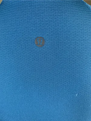 Lululemon 6 Blue Cropped Athletic Top Seamless Workout Yoga Running Shirt thumbnail 5