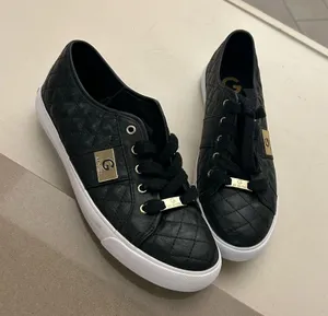 Sneakers Guess Black Quilted Sneakers with Gold Accents 9-like new thumbnail 1