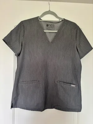 Figs Scrub Top thumbnail 1