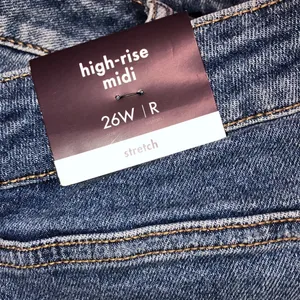 Ava & Viv size 26W denim high rise midi shorts thumbnail 9