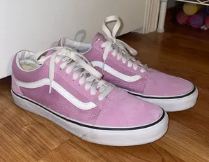 Vans thumbnail 1