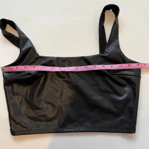EXPRESS Black Faux Leather Square Neck Crop Top Tank Body Contour‎ Size M Party thumbnail 7
