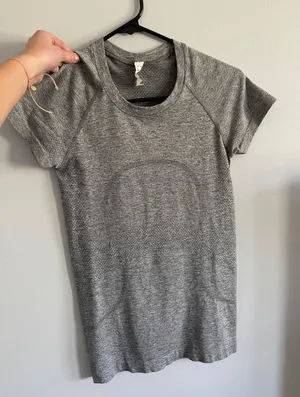 Swiftly Tech Short Sleeve thumbnail 1