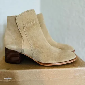 Lucky Brand Lilka Suede Bootie, Block Heel Size 7, Dune‎ Light Brown, NWT thumbnail 9