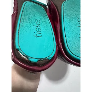 Tieks Ruby Red Patent Ballet Flats 9 - Women | Color: Red | Size: 9 thumbnail 6