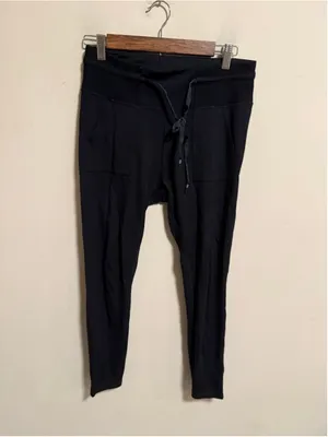 Travis Mathew Beyond The Coast Womens Pants Drawstring Black Jogger Size Medium thumbnail 2