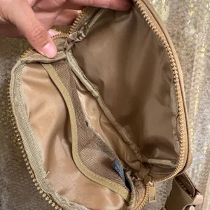 Studio NYC Small Light Brown Tan Crossbody Belt Bag EUC thumbnail 5