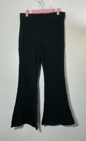 Aerie Waffle Knit Black Flare Sweatpants Size Large thumbnail 1