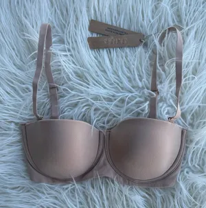 Skims Fits Everybody Strapless Bra Clay Size 30C thumbnail 1