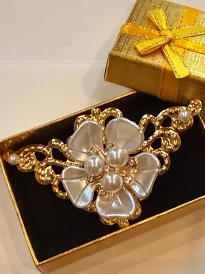 Gold Tone Floral Brooch Pin With Faux Pearl & Rhinestone Accents Gift Box Includ thumbnail 1