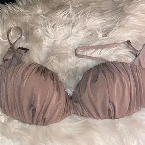 ✨ H&M Balconette Bikini Top✨ thumbnail 3