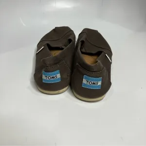 Gray classic Tom’s flats size women’s‎ 8 thumbnail 4
