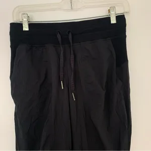 Lululemon Dance Studio Jogger thumbnail 3