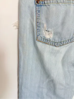 Vintage Old Navy Low Rise Light Blue Distressed Women’s Jeans 6 thumbnail 7
