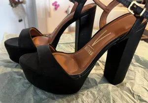 Black Heels Size 6 thumbnail 1