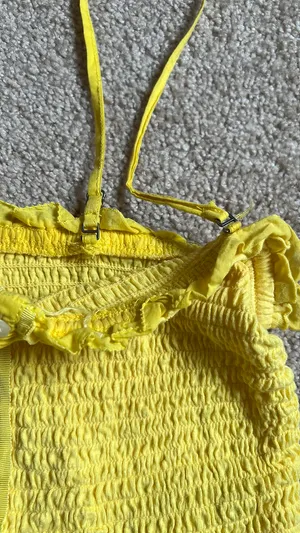 Abercrombie & Fitch thumbnail 4