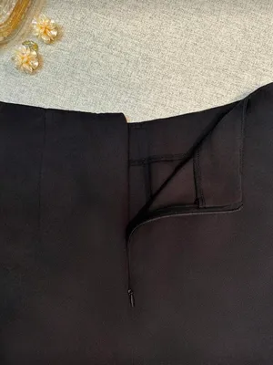 Black dress shorts thumbnail 4