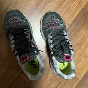 Nike Gray and Pink Athletic Sneakers thumbnail 7