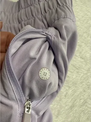 Lululemon High-Rise Lined Shorts - Lilac Smoke thumbnail 8
