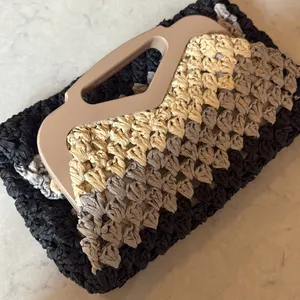 NWOT BTB Los Angeles Nadia crochet clutch bag thumbnail 5