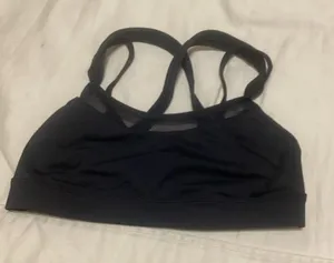 Lululemon Get  Down Bra size 4 black thumbnail 1