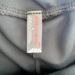 NWT‎ Free People Movement Wrap Lose Control Leggings in Gravel Stone Gray thumbnail 10
