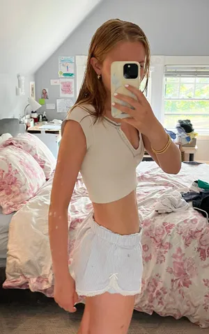 Top thumbnail 1