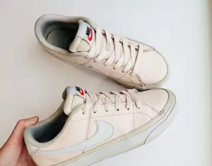 Nike Court Legacy Soft Light Pink Sneaker thumbnail 1