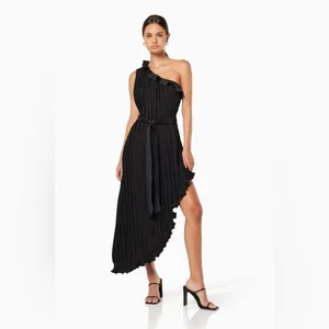 Elliatt Italianate One Shoulder Pleated Dress in Ivory thumbnail 12