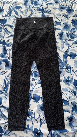 Lululemon Wunder Under Nulux High-Rise Tights 25” thumbnail 2