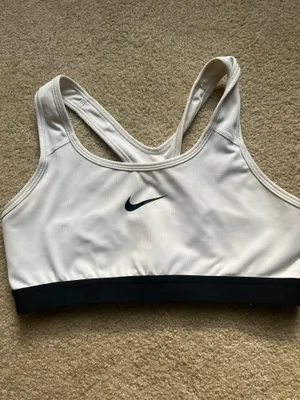 Nike Sports Bra thumbnail 1
