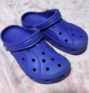 Purple crocs thumbnail 1