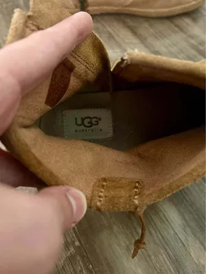 UGG Fringe Suede Ankle Boots Size 6 Women’s thumbnail 8