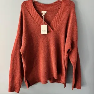 NWT a.n.a A New Approach 0X Rust Orange V Neck Pullover Knit Sweater Side Slits Red thumbnail 2