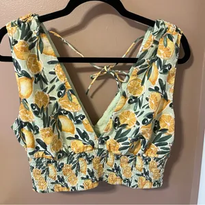Abercrombie & Fitch Linen Blend Lemon V Neck Cropped Tank Top thumbnail 8