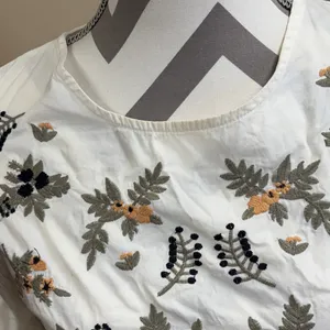 Love Riche White Floral Embroidered Midi Dress thumbnail 2