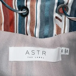 ASTR THE LABEL Multi Color Shift Dress Slits Tie Back EUC ‎ Size XS thumbnail 10