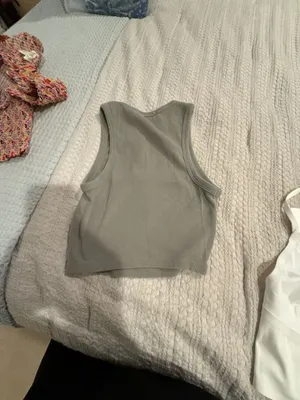 Zara Women's Olive Green Ribbed Sleeveless Cropped Tank Top thumbnail 3