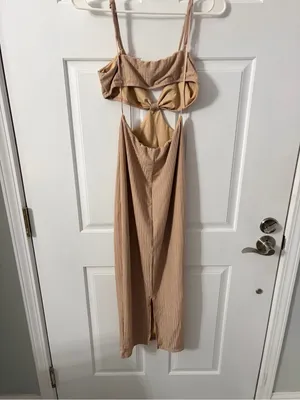 Blanc Backless Beige Tie-Front Midi Dress with Cutout Detail thumbnail 4