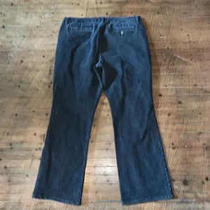 Chico’s faded black bootcut 2.5/14 comfortable travelcore jeans thumbnail 3