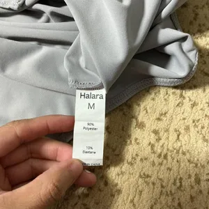 Halara Womens Grey Long Sleeve Bodysuit Crew Neck‎ Size M thumbnail 3