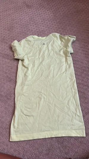 Neon Yellow Lululemon Swiftly Tech Short Sleeve thumbnail 2