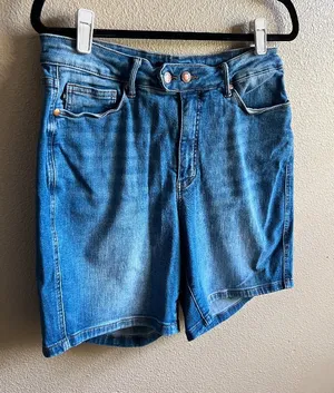 Judy Blue Classic Light Blue Denim Shorts size 1 XL casual daily thumbnail 1